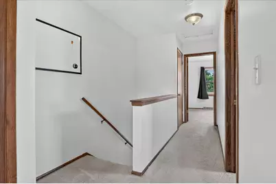 9219 W Green View Ct, Milwaukee, WI 53224 - Photo 11