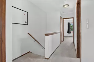 9219 W Green View Ct, Milwaukee, WI 53224 - Photo 11