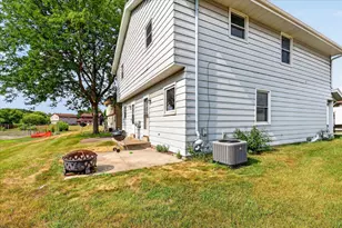 9219 W Green View Ct, Milwaukee, WI 53224 - Photo 23