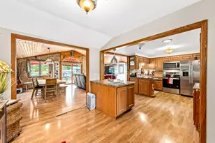 3650 S Wollmer Rd, Greenfield, WI 53228 - Photo 7