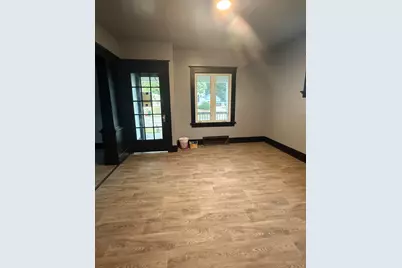 1313 S 13th St, Manitowoc, WI 54220 - Photo 9