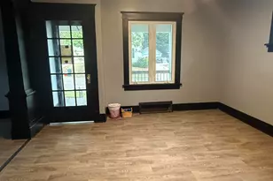 1313 S 13th St, Manitowoc, WI 54220 - Photo 9