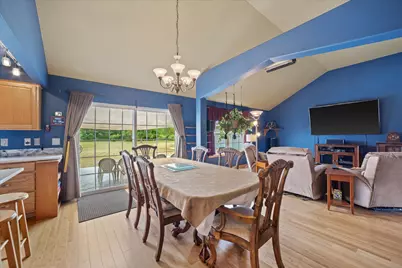 3689 W Drexel Ave, Franklin, WI 53132 - Photo 17