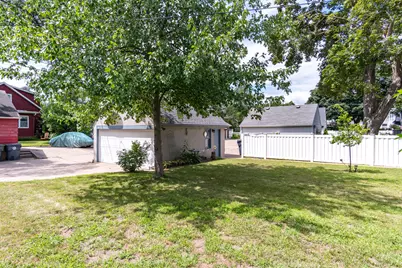409  23rd St, La Crosse, WI 54601 - Photo 33