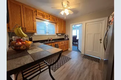 2961 N 55th St, Milwaukee, WI 53210 - Photo 11