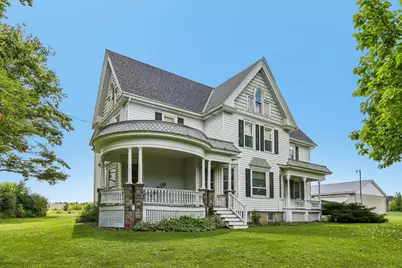 3226  Jackson Dr, Jackson, WI 53037 - Photo 3