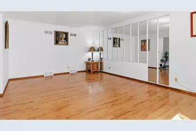 5050  Spruce Ct, Greendale, WI 53129 - Photo 17