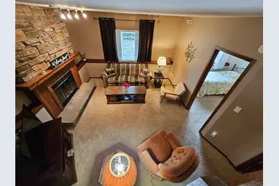 6461 S Crabapple Ct #1, Oak Creek, WI 53154 - Photo 9