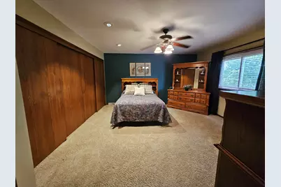 6461 S Crabapple Ct #1, Oak Creek, WI 53154 - Photo 13