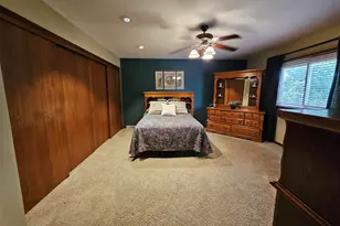 6461 S Crabapple Ct, Oak Creek, WI 53154 - Photo 13