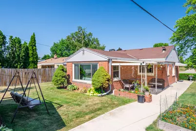 301 S 92nd St, Milwaukee, WI 53214 - Photo 27
