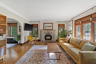 4914 N Woodburn St, Whitefish Bay, WI 53217 - Photo 11
