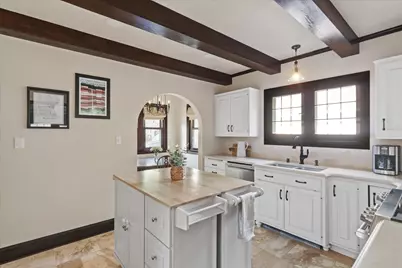 4914 N Woodburn St, Whitefish Bay, WI 53217 - Photo 15