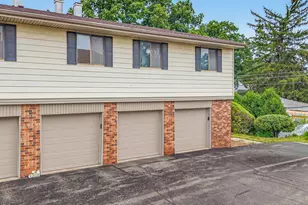 9442 W Maple Ct, West Allis, WI 53214 - Photo 19