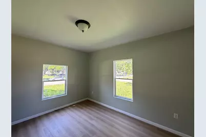 1301  Garland St, Allouez, WI 54301 - Photo 23