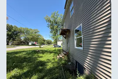 1301  Garland St, Allouez, WI 54301 - Photo 15