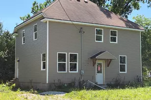 1301 Garland St, Allouez, WI 54301 - Photo 3