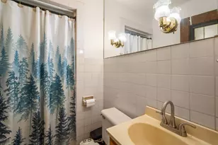 10340 W Rogers St, West Allis, WI 53227 - Photo 13