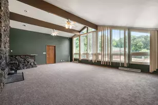 10340 W Rogers St, West Allis, WI 53227 - Photo 5