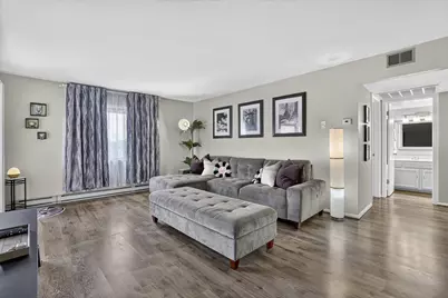 9034 W Lisbon Ave #32, Milwaukee, WI 53222 - Photo 7