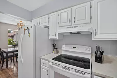 9034 W Lisbon Ave #32, Milwaukee, WI 53222 - Photo 9
