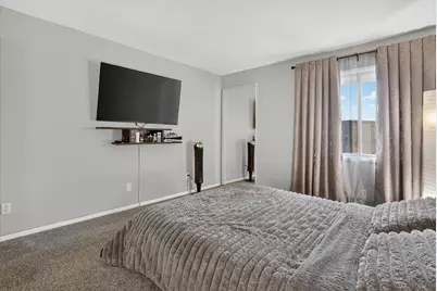 9034 W Lisbon Ave #32, Milwaukee, WI 53222 - Photo 17