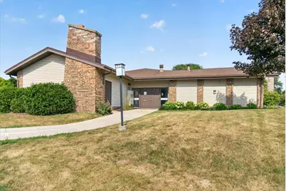 9034 W Lisbon Ave #32, Milwaukee, WI 53222 - Photo 5