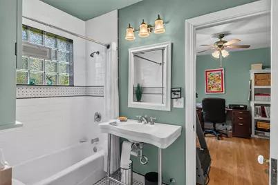 4143 N Downer Ave #4145, Shorewood, WI 53211 - Photo 15