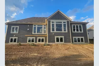 1607  Sauk Trl, Waukesha, WI 53189 - Photo 3