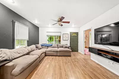 26114 W Loomis Rd, Racine, WI 53185 - Photo 9