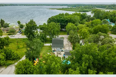 26114 W Loomis Rd, Racine, WI 53185 - Photo 7