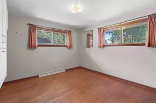 2027 Markham St, Manitowoc, WI 54220 - Photo 23