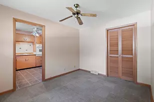 2027 Markham St, Manitowoc, WI 54220 - Photo 27