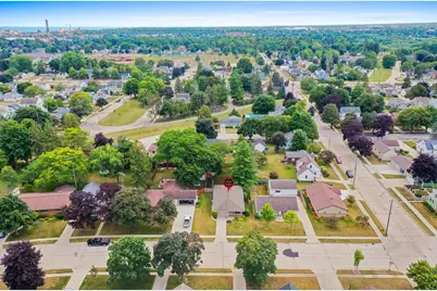 2027  Markham St, Manitowoc, WI 54220 - Photo 41