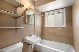 10340 W Rogers St, West Allis, WI 53227 - Photo 21