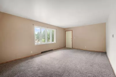 10340 W Rogers St, West Allis, WI 53227 - Photo 19