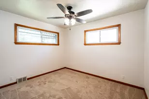 3744 S 48th St, Milwaukee, WI 53220 - Photo 11
