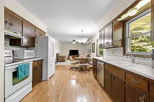 W230S5930 Molla Dr, Waukesha, WI 53189 - Photo 11