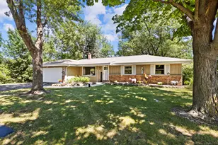 W230S5930 Molla Dr, Waukesha, WI 53189 - Photo 3
