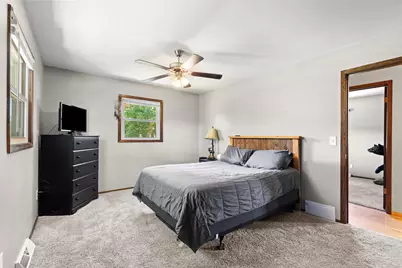 W230S5930  Molla Dr, Waukesha, WI 53189 - Photo 17