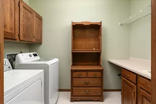 508 Curt Rd, Holmen, WI 54636 - Photo 13