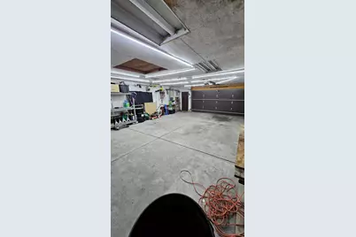 8029 W Marion St, Milwaukee, WI 53222 - Photo 27