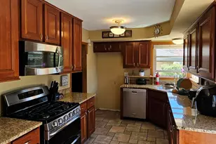 8029 W Marion St, Milwaukee, WI 53222 - Photo 11