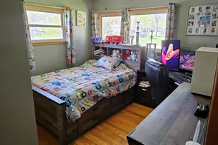 8029 W Marion St, Milwaukee, WI 53222 - Photo 5
