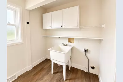 7245 S 35th St, Franklin, WI 53132 - Photo 21