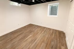 7245 S 35th St, Franklin, WI 53132 - Photo 25