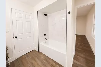 7245 S 35th St, Franklin, WI 53132 - Photo 15
