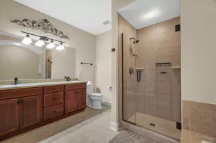 17490 Crest Hill Dr, Brookfield, WI 53045 - Photo 23