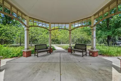 17490  Crest Hill Dr #10, Brookfield, WI 53045 - Photo 37