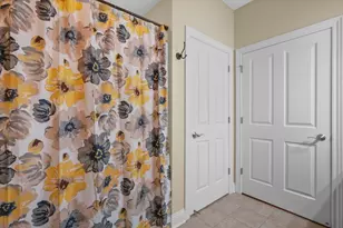 17490 Crest Hill Dr, Brookfield, WI 53045 - Photo 17